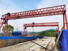 电动葫芦龙门吊和普通龙